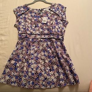 Motherhood Maternity NWT Floral Peplum Top